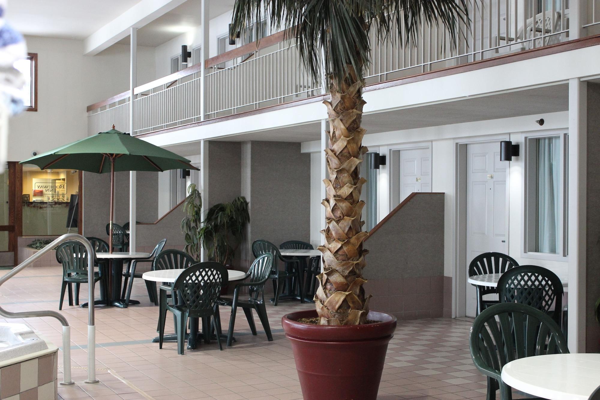 Rodeway Inn Columbia Mall Loop Grand Forks Exteriér fotografie