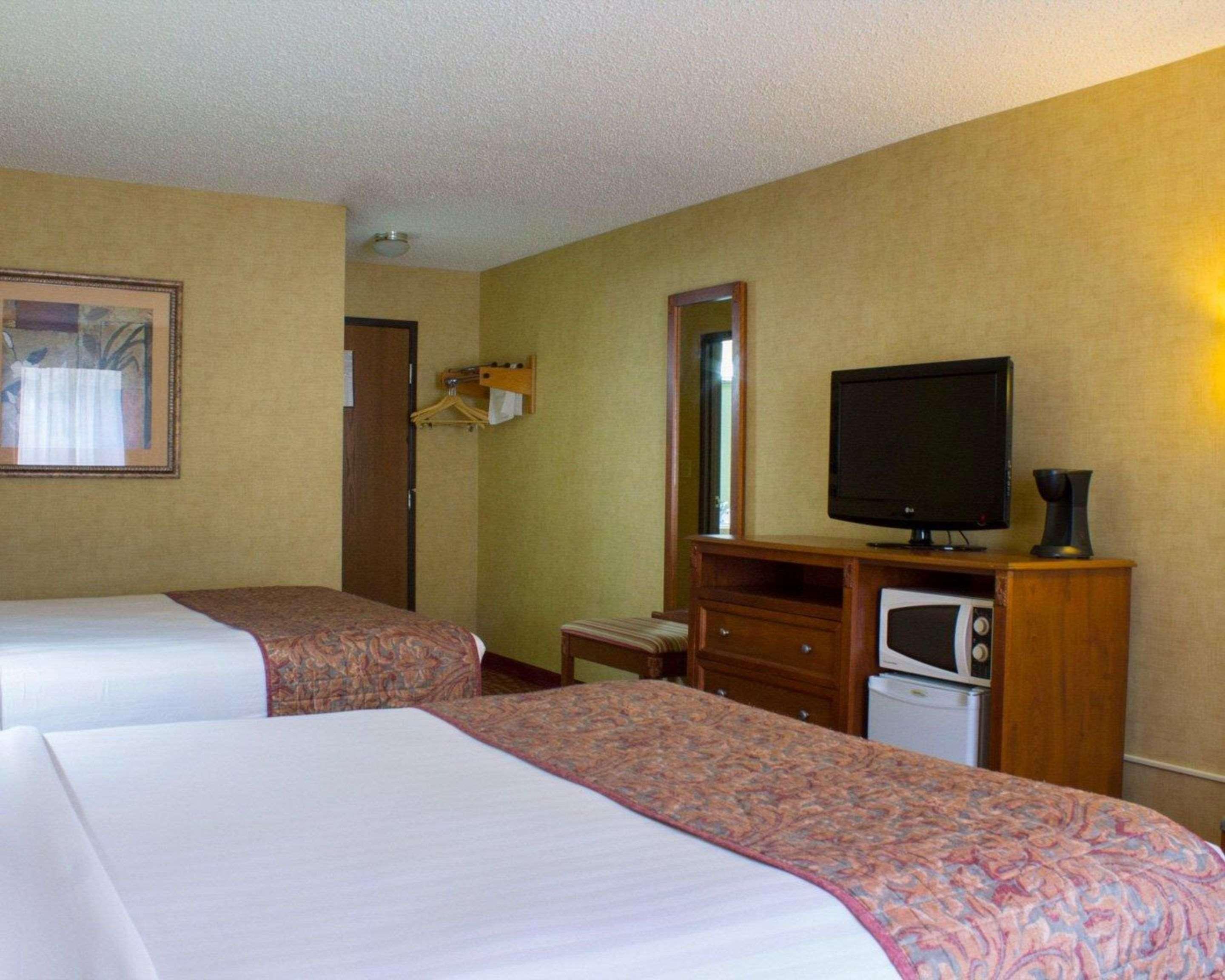 Rodeway Inn Columbia Mall Loop Grand Forks Exteriér fotografie