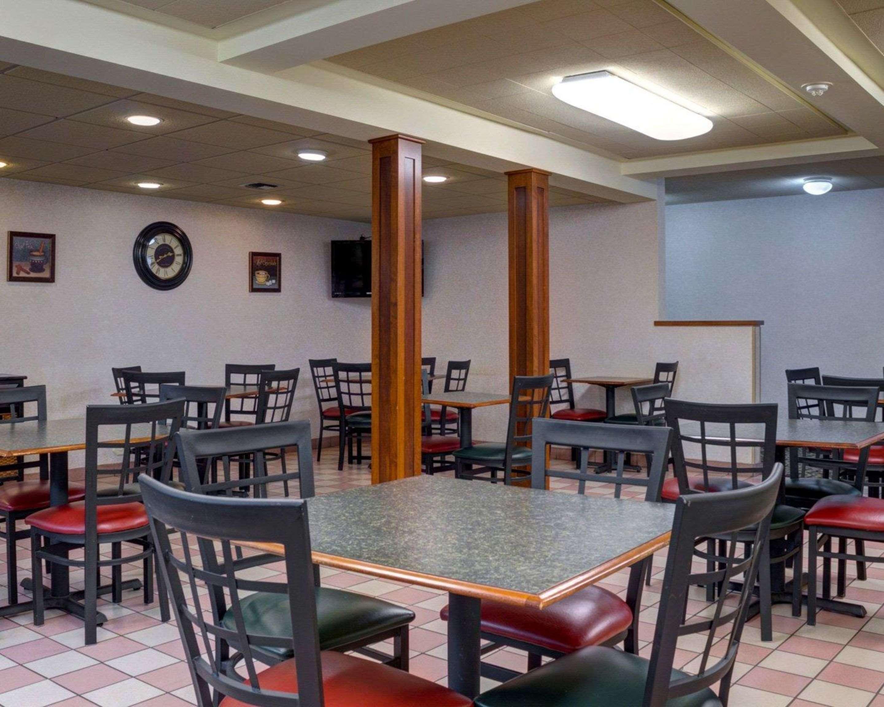 Rodeway Inn Columbia Mall Loop Grand Forks Exteriér fotografie