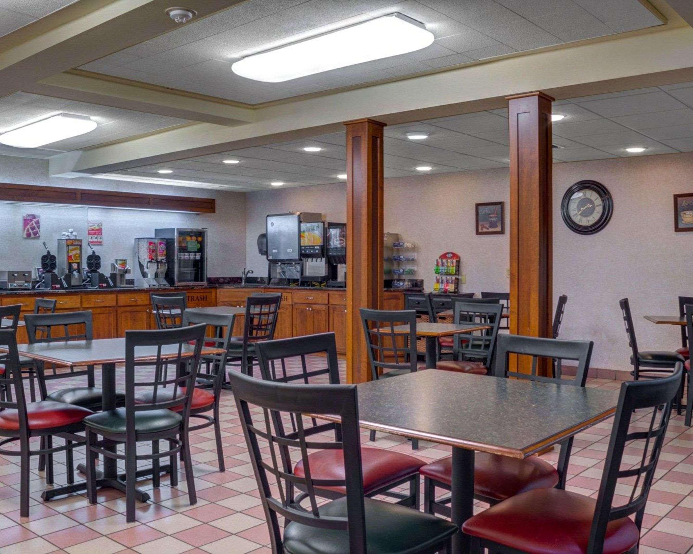 Rodeway Inn Columbia Mall Loop Grand Forks Exteriér fotografie