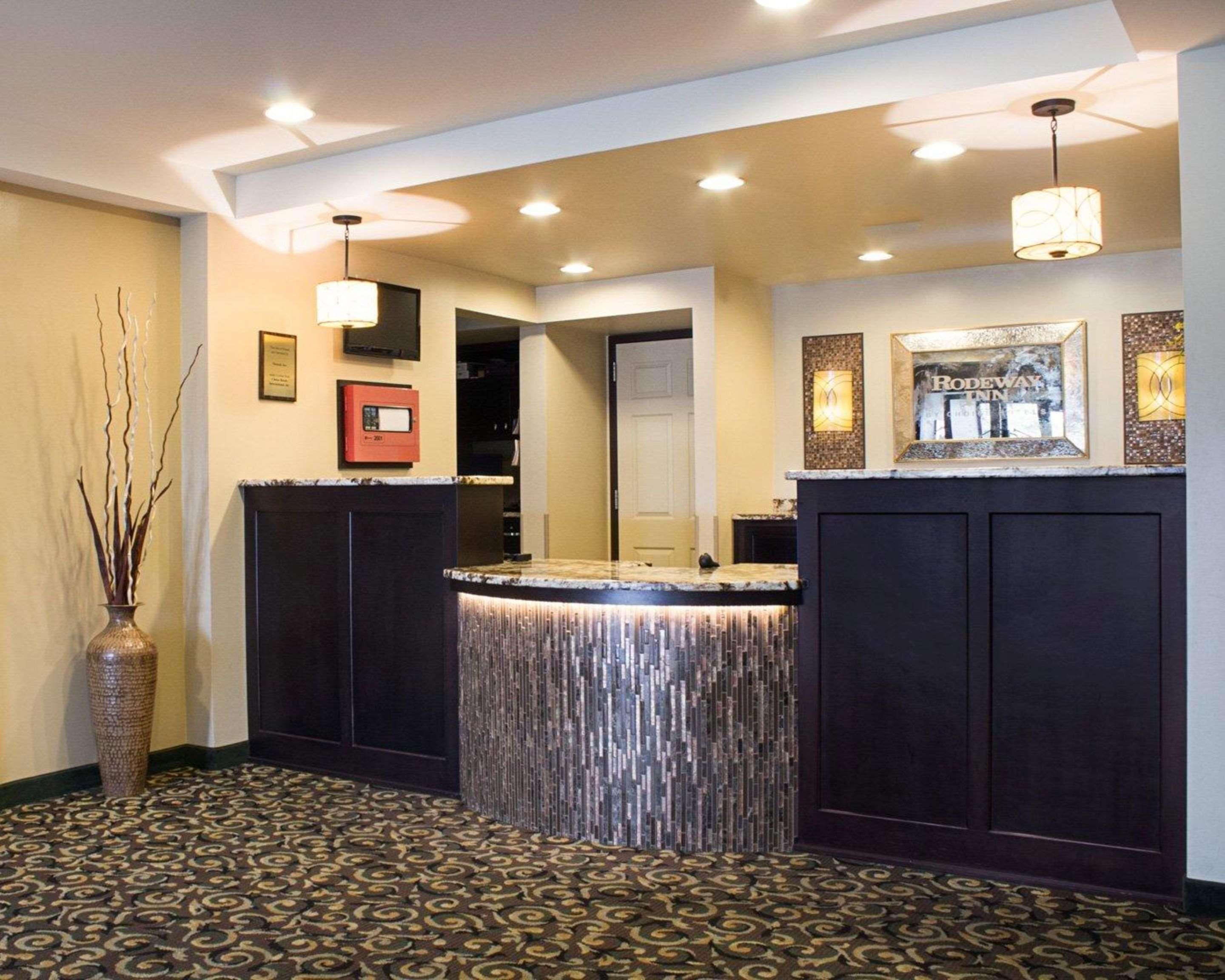 Rodeway Inn Columbia Mall Loop Grand Forks Exteriér fotografie