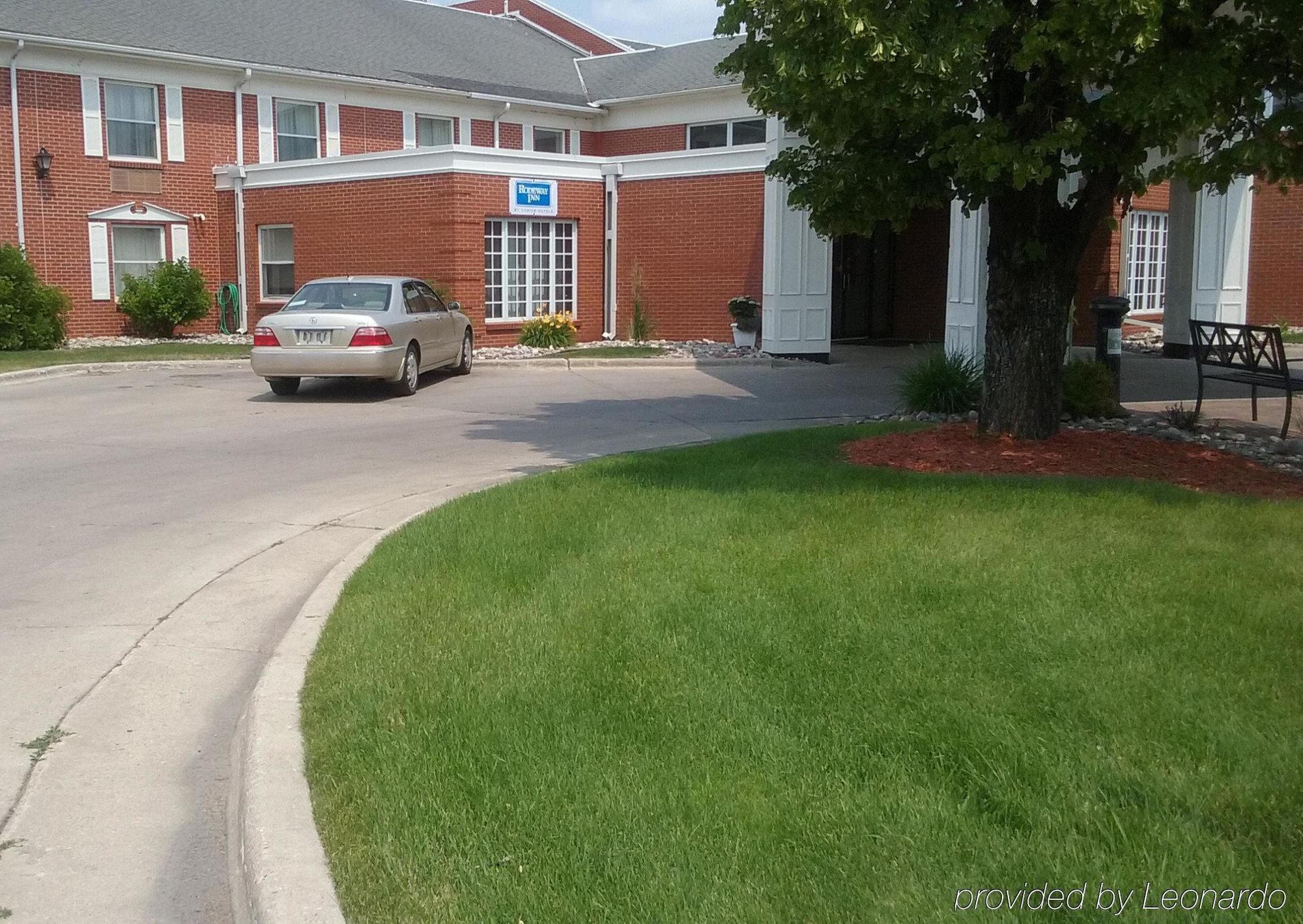 Rodeway Inn Columbia Mall Loop Grand Forks Exteriér fotografie